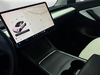 2022 Tesla Model Y Long Range   - Photo 17 - Lennox, CA 90304