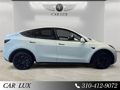 2022 Tesla Model Y Long Range   - Photo 6 - Lennox, CA 90304