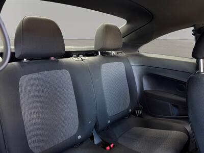 2019 Volkswagen Beetle-Classic 2.0T S   - Photo 21 - Lennox, CA 90304