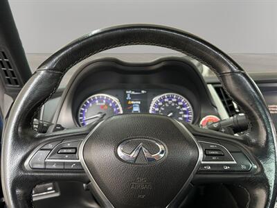 2017 INFINITI Q60 Red Sport 400 - Photo 19 - Lennox, CA 90304