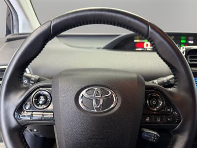 2019 Toyota Prius XLE - Photo 18 - Lennox, CA 90304