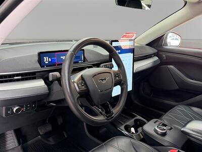 2022 Ford Mustang Mach-E California Route 1   - Photo 16 - Lennox, CA 90304