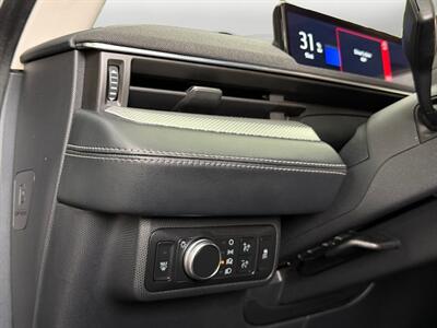 2022 Ford Mustang Mach-E California Route 1   - Photo 19 - Lennox, CA 90304