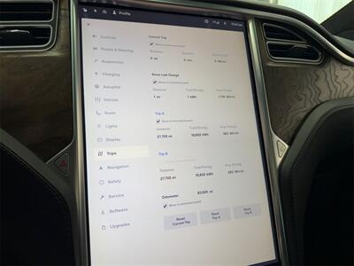 2017 Tesla Model X 100D   - Photo 17 - Lennox, CA 90304