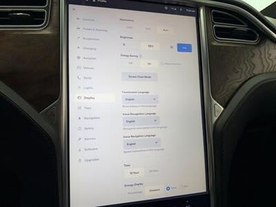 2017 Tesla Model X 100D   - Photo 18 - Lennox, CA 90304