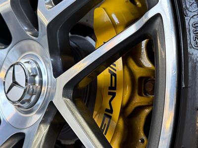 2019 Mercedes-Benz AMG GT Base 4MATIC®   - Photo 34 - Lennox, CA 90304