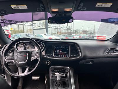 2017 Dodge Challenger SXT Plus   - Photo 17 - Lennox, CA 90304