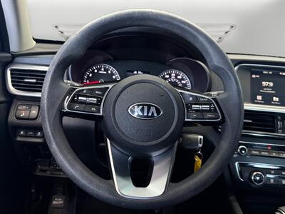2019 Kia Optima LX - Photo 12 - Lennox, CA 90304