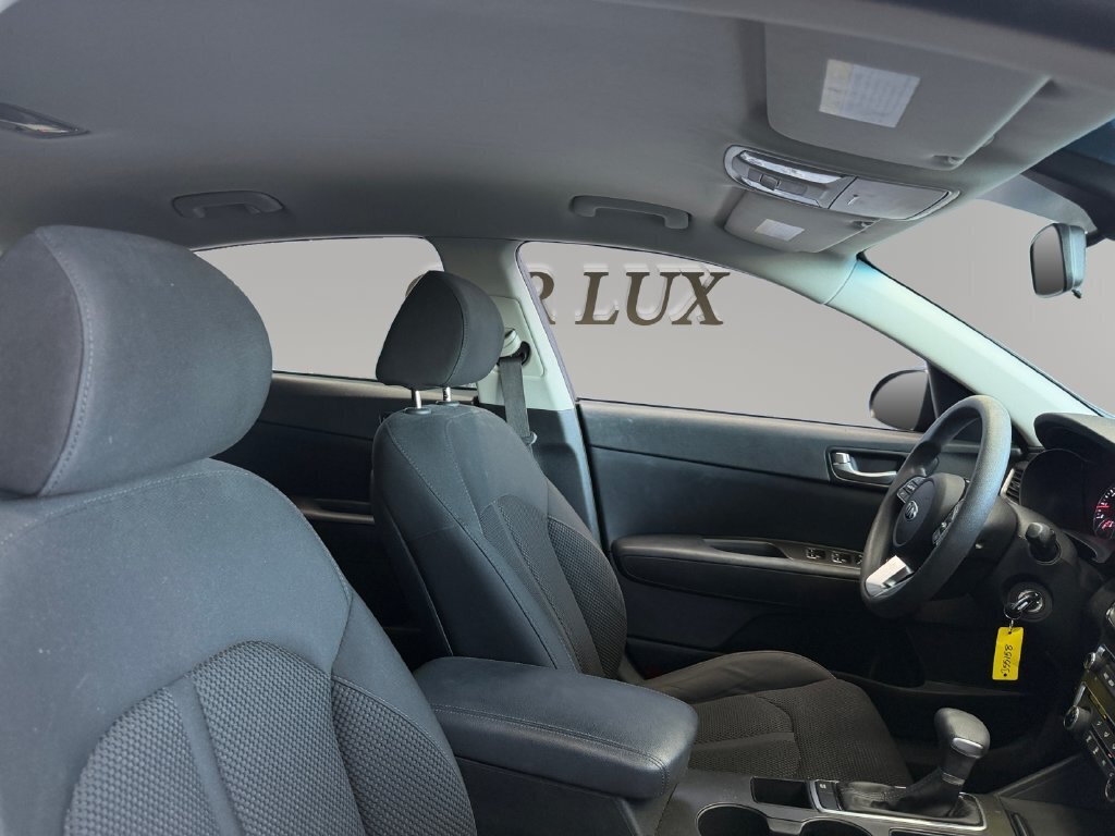 2019 Kia Optima LX - Photo 14 - Lennox, CA 90304