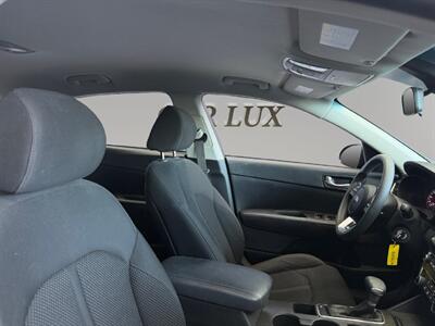 2019 Kia Optima LX - Photo 14 - Lennox, CA 90304