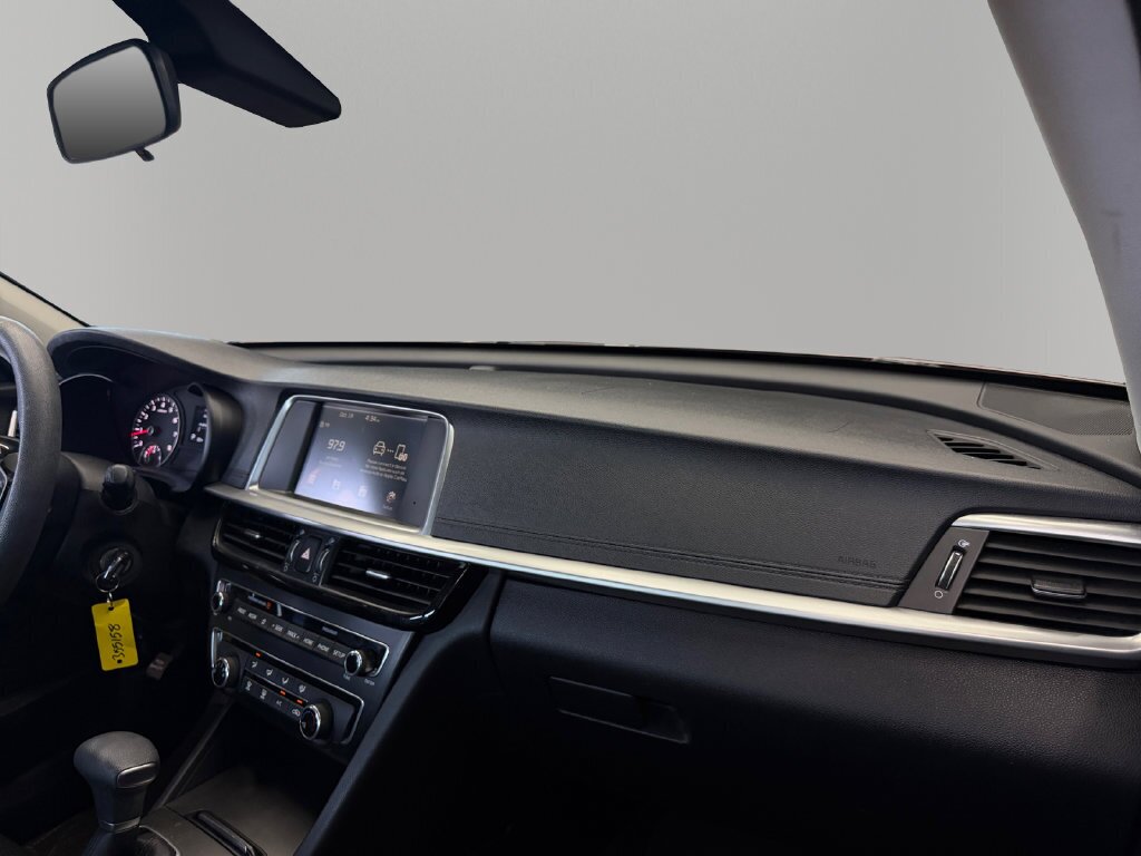 2019 Kia Optima LX - Photo 15 - Lennox, CA 90304