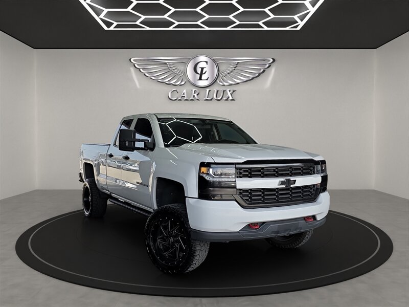 2018 Chevrolet Silverado 1500 Custom  