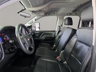 2018 Chevrolet Silverado 1500 Custom   - Photo 9 - Lennox, CA 90304