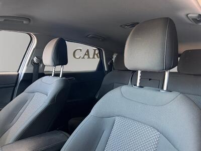 2023 Kia Sportage LX - Photo 9 - Lennox, CA 90304