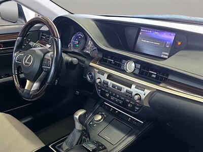 2017 Lexus ES 300h 300h   - Photo 19 - Lennox, CA 90304
