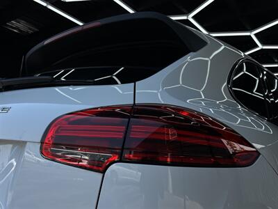 2017 Porsche Cayenne S   - Photo 19 - Lennox, CA 90304