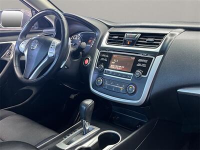 2016 Nissan Altima 2.5 SR   - Photo 18 - Lennox, CA 90304
