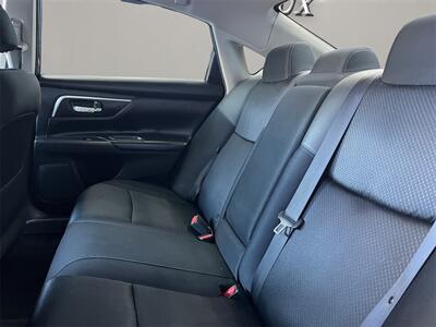 2016 Nissan Altima 2.5 SR   - Photo 12 - Lennox, CA 90304