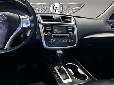 2016 Nissan Altima 2.5 SR   - Photo 14 - Lennox, CA 90304