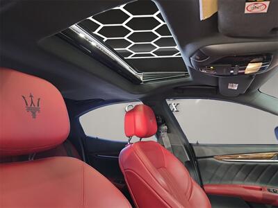 2020 Maserati Ghibli   - Photo 21 - Lennox, CA 90304