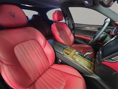 2020 Maserati Ghibli   - Photo 18 - Lennox, CA 90304