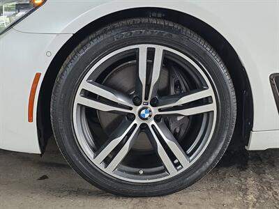 2016 BMW 750i   - Photo 32 - Lennox, CA 90304