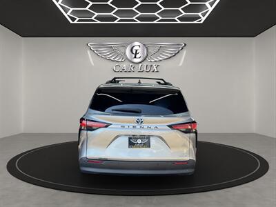 2021 Toyota Sienna XLE 7 Passenger   - Photo 6 - Lennox, CA 90304