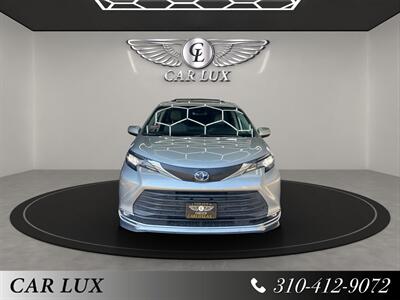 2021 Toyota Sienna XLE 7 Passenger   - Photo 2 - Lennox, CA 90304