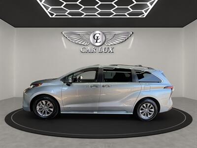 2021 Toyota Sienna XLE 7 Passenger   - Photo 4 - Lennox, CA 90304