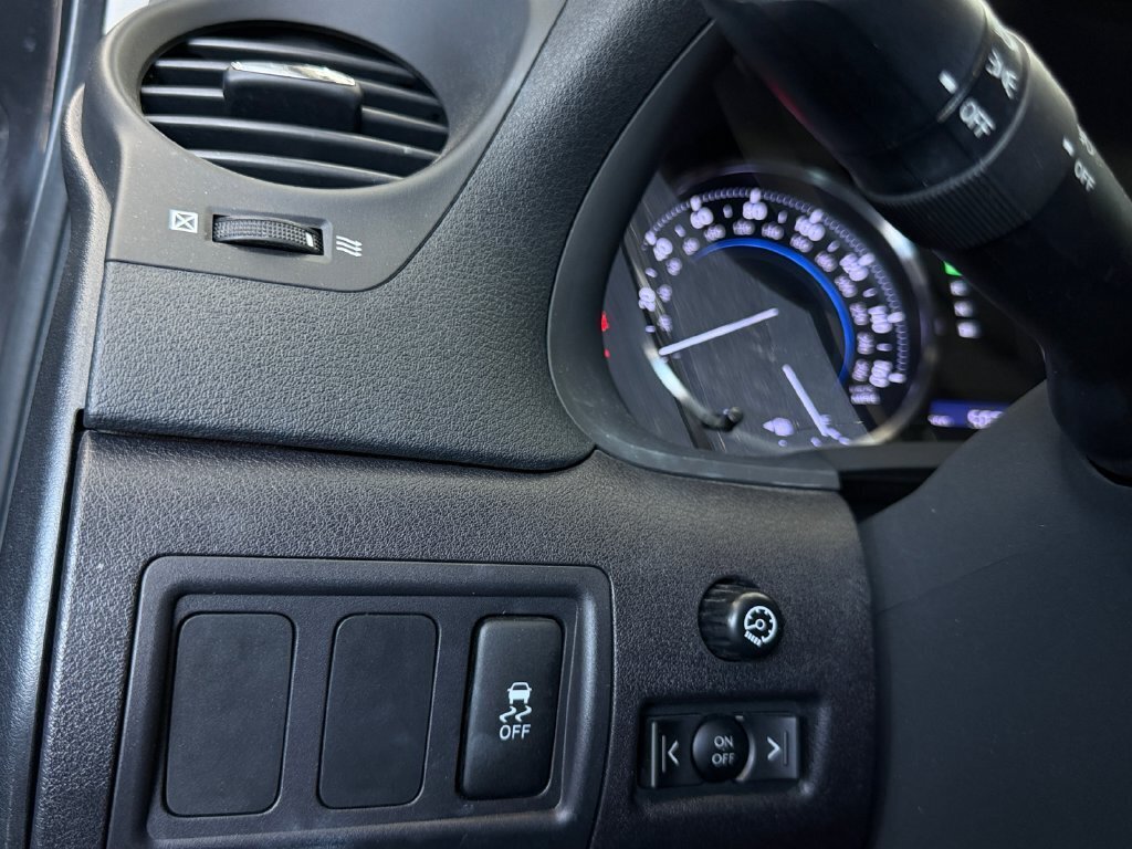 2012 Lexus IS 250 - Photo 16 - Lennox, CA 90304
