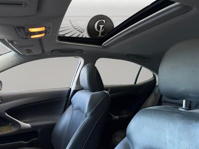 2012 Lexus IS 250 - Photo 7 - Lennox, CA 90304