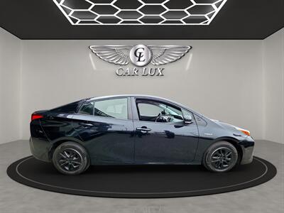 2022 Toyota Prius LE   - Photo 8 - Lennox, CA 90304