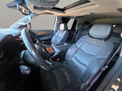 2016 Cadillac Escalade Luxury   - Photo 18 - Lennox, CA 90304