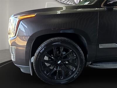 2016 Cadillac Escalade Luxury   - Photo 21 - Lennox, CA 90304