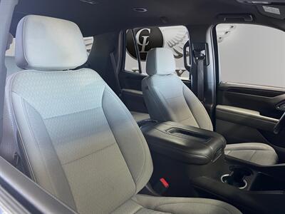 2022 GMC Yukon SLE   - Photo 15 - Lennox, CA 90304