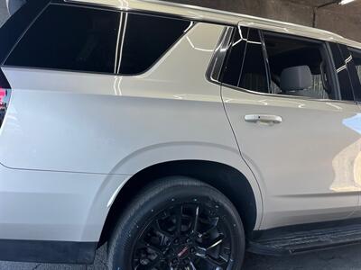 2022 GMC Yukon SLE   - Photo 16 - Lennox, CA 90304