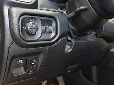 2022 RAM 1500 Laramie   - Photo 17 - Lennox, CA 90304
