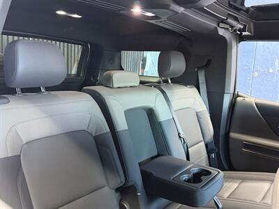 2025 GMC HUMMER EV 2X - Photo 35 - Lennox, CA 90304