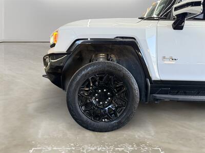 2025 GMC HUMMER EV 2X - Photo 13 - Lennox, CA 90304