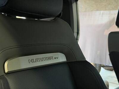 2025 GMC HUMMER EV 2X - Photo 31 - Lennox, CA 90304