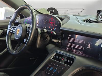 2021 Porsche Taycan 4S - Photo 28 - Lennox, CA 90304