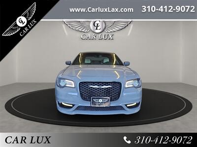 2017 Chrysler 300 Series S   - Photo 2 - Lennox, CA 90304