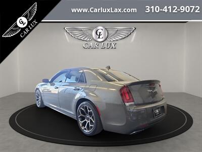 2017 Chrysler 300 Series S   - Photo 5 - Lennox, CA 90304