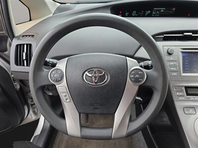 2015 Toyota Prius Two   - Photo 10 - Lennox, CA 90304