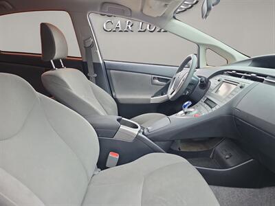 2015 Toyota Prius Two   - Photo 15 - Lennox, CA 90304