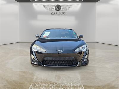 2015 Scion FR-S   - Photo 2 - Lennox, CA 90304