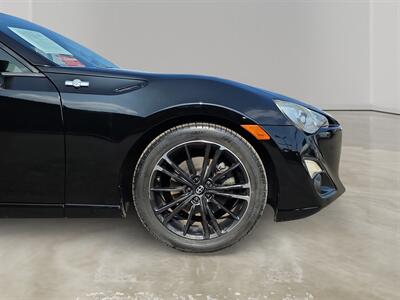 2015 Scion FR-S   - Photo 14 - Lennox, CA 90304
