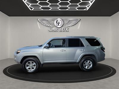 2014 Toyota 4Runner SR5   - Photo 4 - Lennox, CA 90304