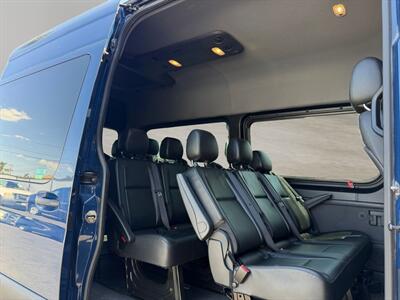 2020 Mercedes-Benz Sprinter Passenger 144 WB - Photo 16 - Lennox, CA 90304
