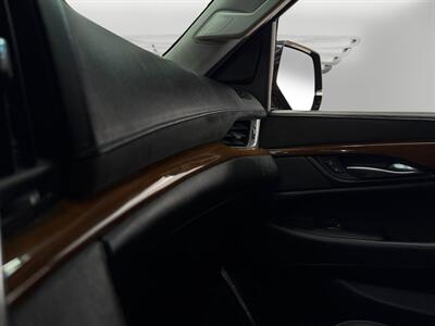 2018 Cadillac Escalade ESV   - Photo 23 - Lennox, CA 90304